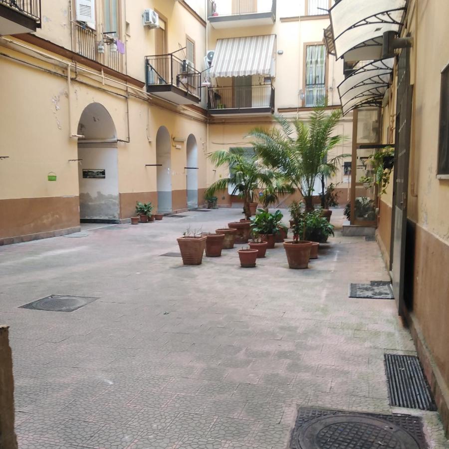 Casa Confort - Napoli Centro Esterno foto