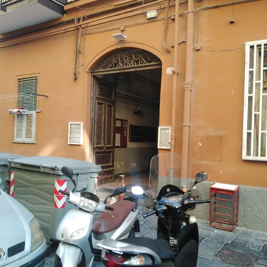Casa Confort - Napoli Centro Esterno foto
